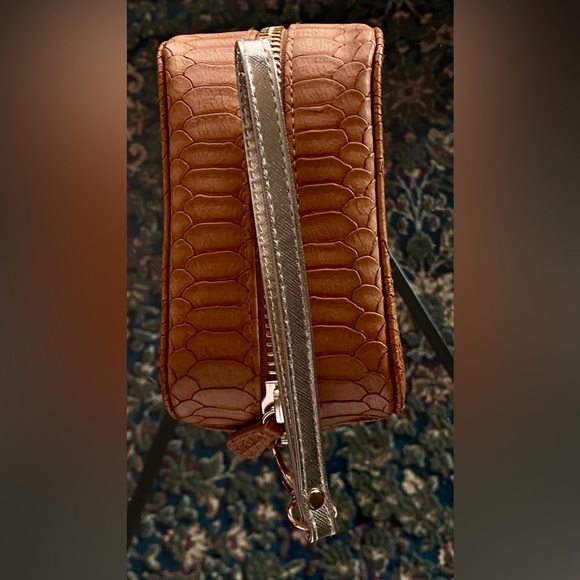 Trish Mc Evoy Makeup bag Zip Around Faux leather snakeskin brown - Picture 7 of 17